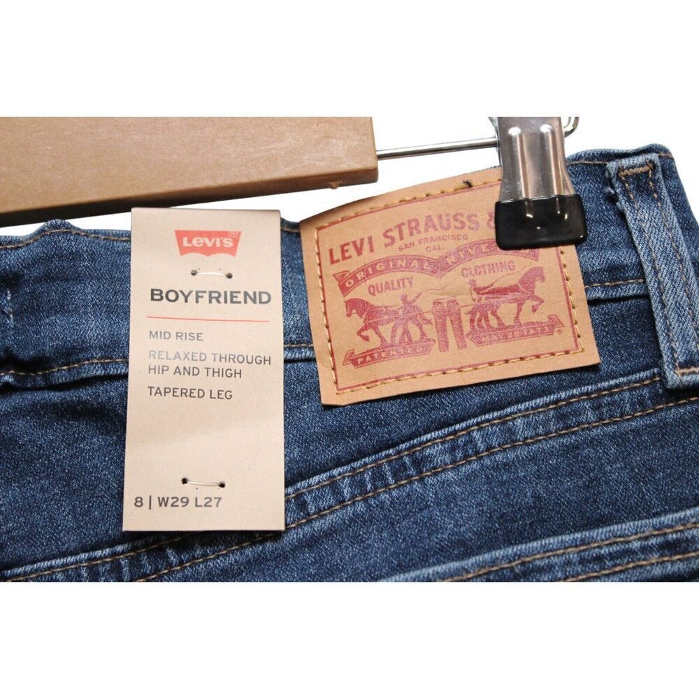 NWT Levi's Boyfriend Jeans Size 8 29 x 27 Mid Rise Denim Relaxed Fit Tapered Leg - Picture 14 of 15